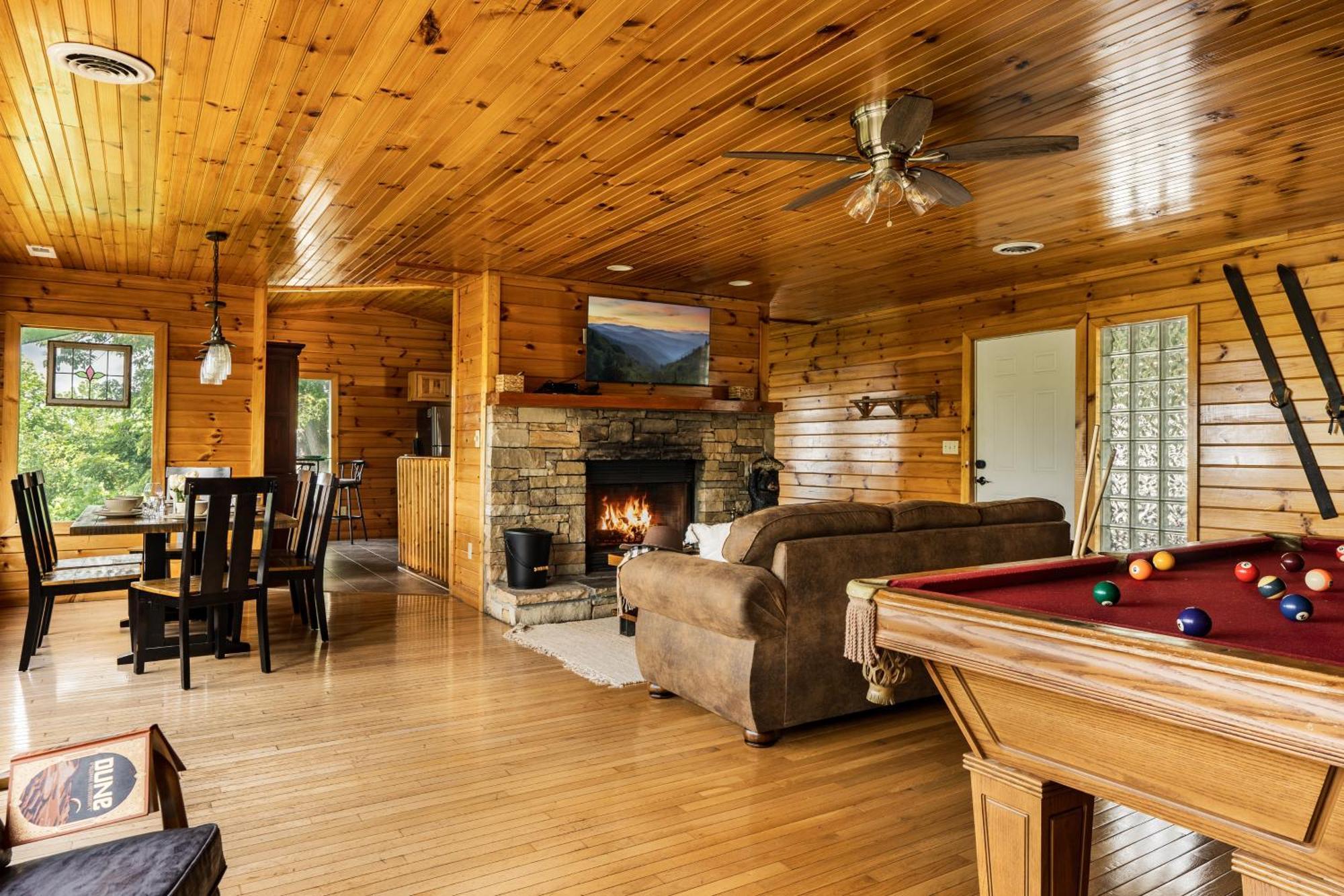 Elevista - Quaint&Private-Views-Hottub-Pooltable-Bears-3 Clubhouse Pools Villa Gatlinburg Exteriör bild
